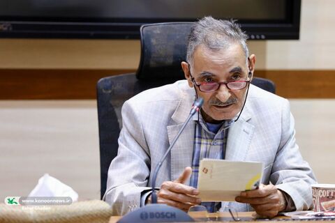 جعفر ابراهیمی در هشتمین نشست انجمن شعر برگ