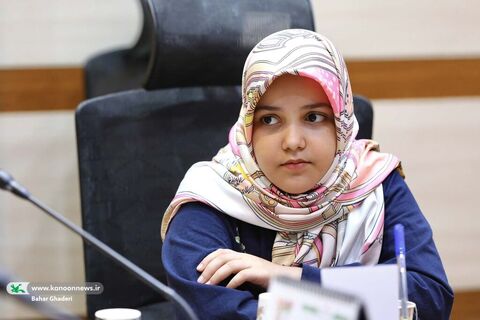 هشتمین نشست انجمن شعر برگ