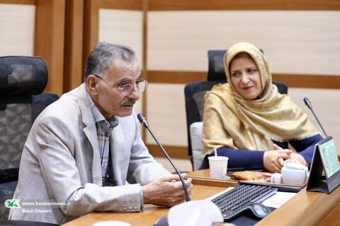 هشتمین نشست انجمن شعر برگ