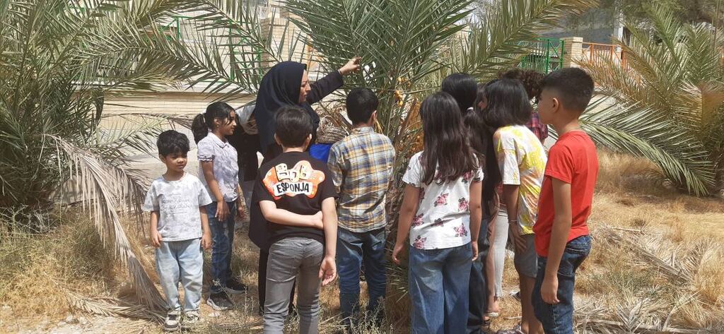 سقوطِ طلای شیرین بر دستان نسل نو؛ وقتی کودکان با هویت جنوب پیوند میخورند