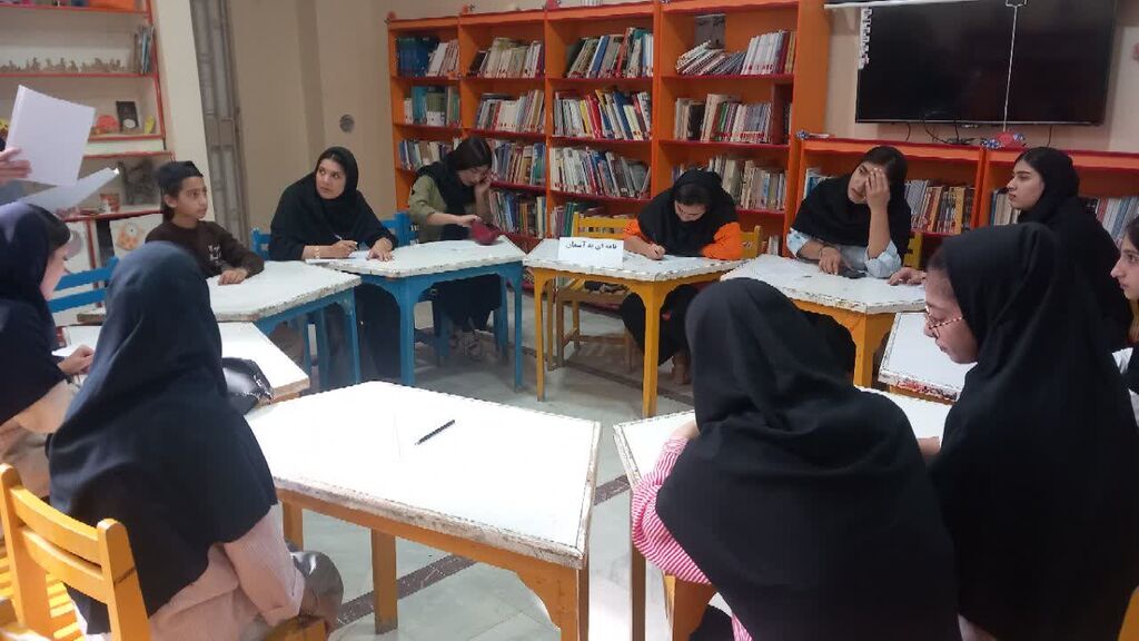 «نامه‌ای از آسمان» در کانون کرندغرب اجرا شد