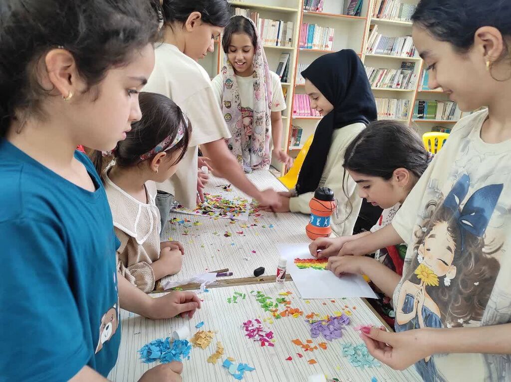 سمنان1405 قصهای برای تمرین خلاقیت و دوستی با محیطزیست با«ماهی رنگینکمان» در کانون دامغان