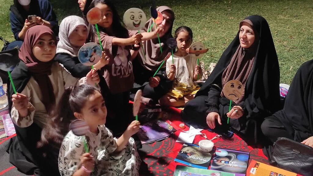 برنامه «نامهای از آسمان»در شوطویژه برنامه «نامهای از آسمان»در شوط