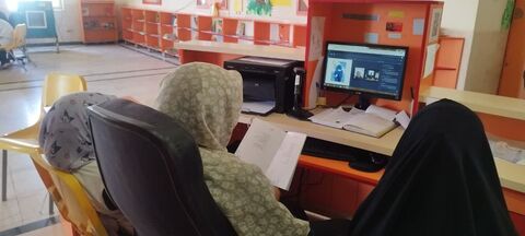 کرمانشاه.  دو پنجره