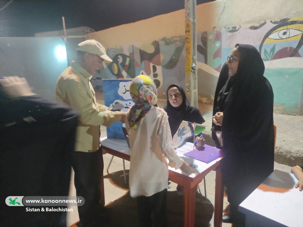 میز خدمت فرصتی برای ارتباط مستقیم با مردم و پاسخگویی به نیازهای فرهنگی است