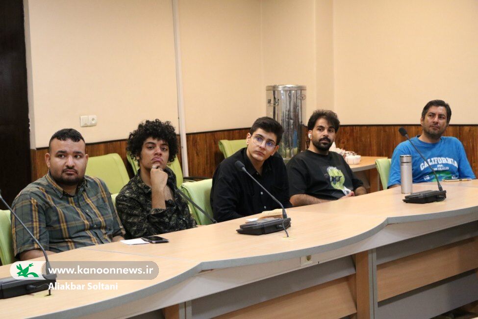 انیمیشن در سایه سرو زیر ذره‌بین نوجوانان در قاب سفید