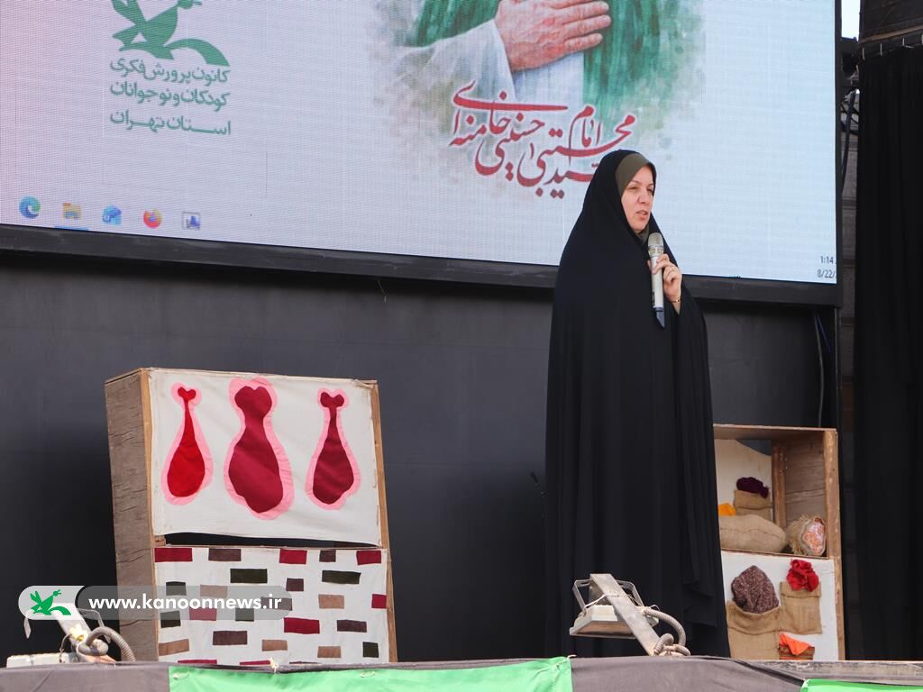 تماشاخانه سیار کانون در هفتمین روز به علیآبادکتول رسید