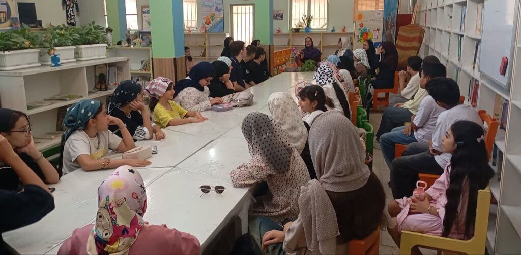 دیدار با مترجم نوجوان کتاب «مغزهایی با سیمکشی شگفتانگیز» در مرکز هشتگرد