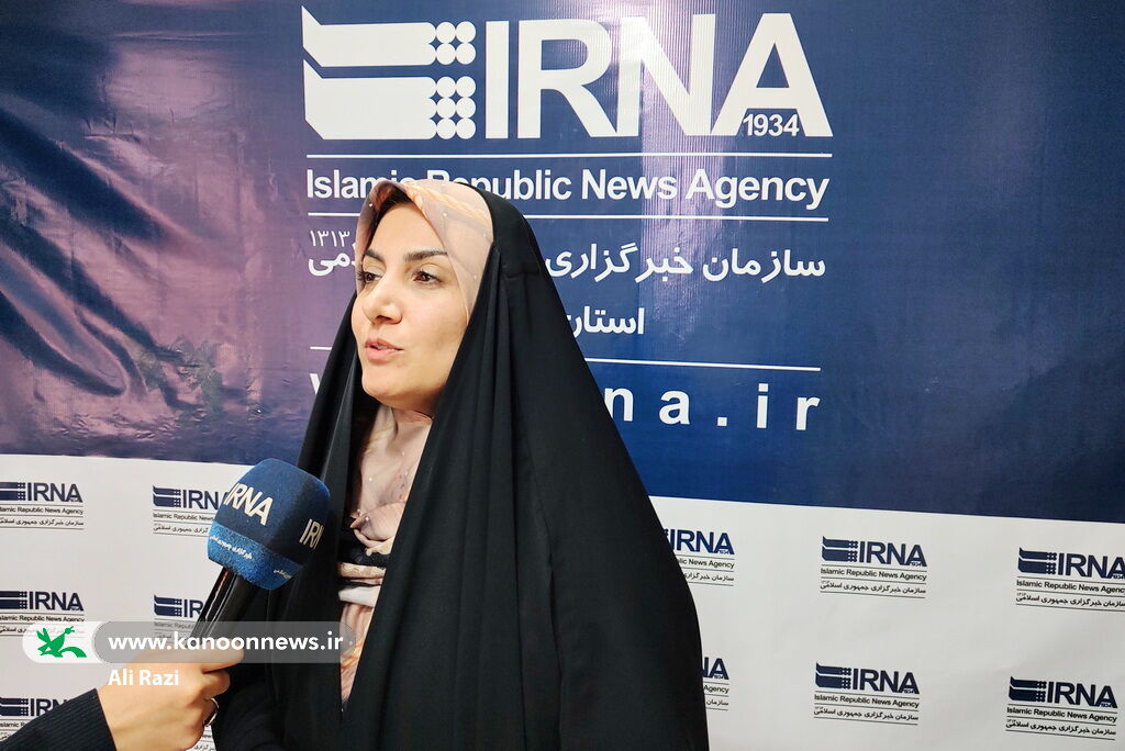 سمیه رسولی از امانت ۵۸ هزار جلد کتاب تا ۲۴۰ کارگاه تابستانه؛ کارنامه کانون استان بوشهر در مسیر رشد نسل آینده