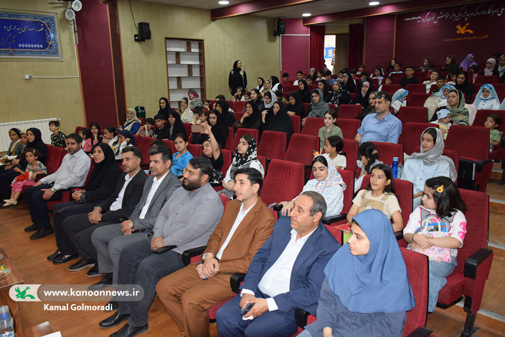 جشن «بهار دل‌ها» به مناسبت هفته وحدت در کانون پرورش فکری لرستان برگزار شد