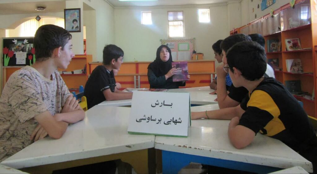 برنامه "بارش شهابی برساوشی" در کانون گهواره اجرا شد