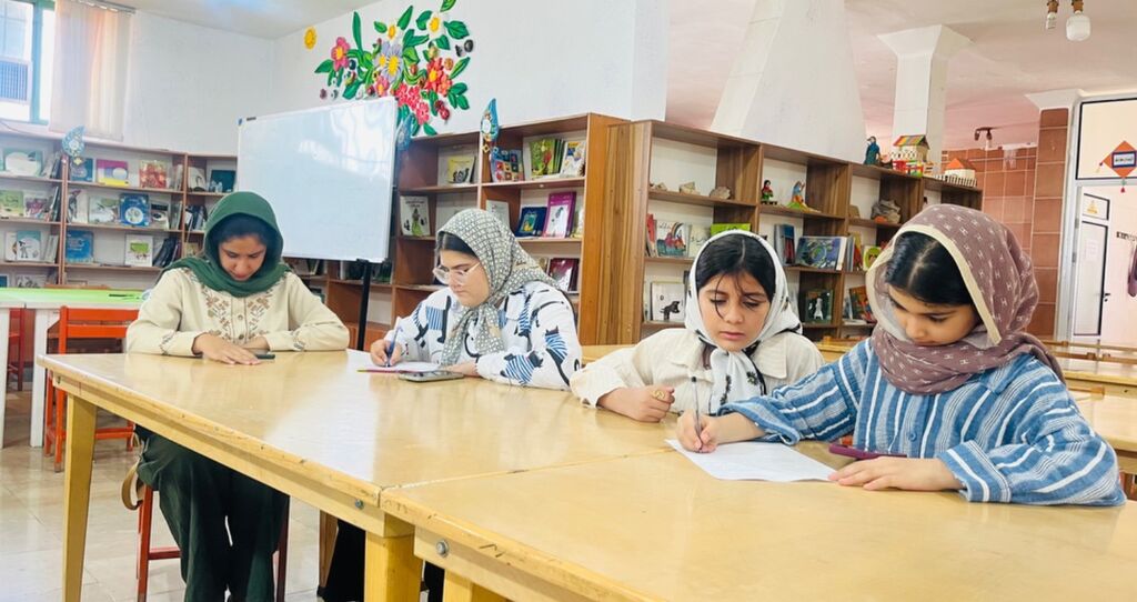 «دو پنجره» میزبان نقد شعر صلح در کانون کهگیلویه‌ و بویراحمد بود