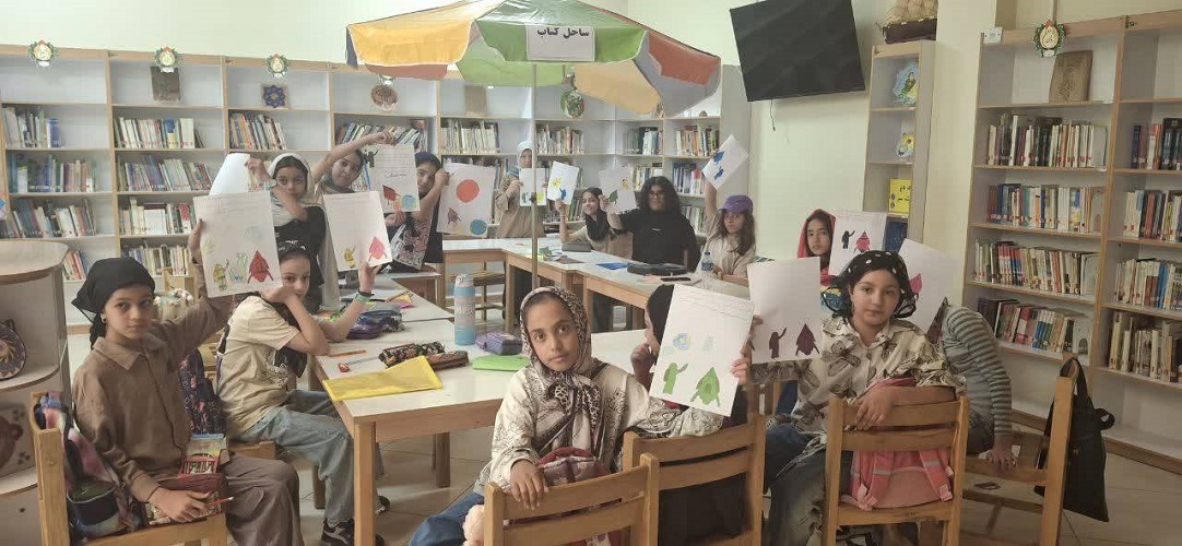چشمهای کنجکاو کودکان شاهینشهری به آسمان دوخته شد؛ سفر به دنیای شگفتانگیز نجوم در کانون