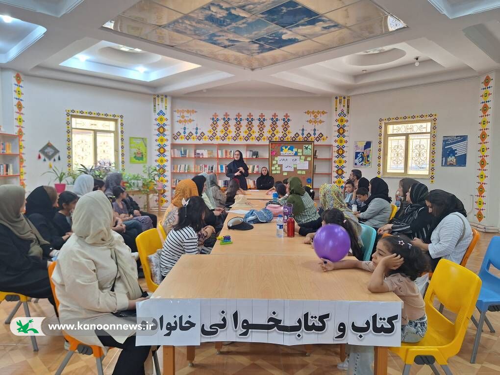 اجرای طرح «مادران کتابخوان» و پویش «۴ کتاب، ۴ فصل» در کانون کردستان