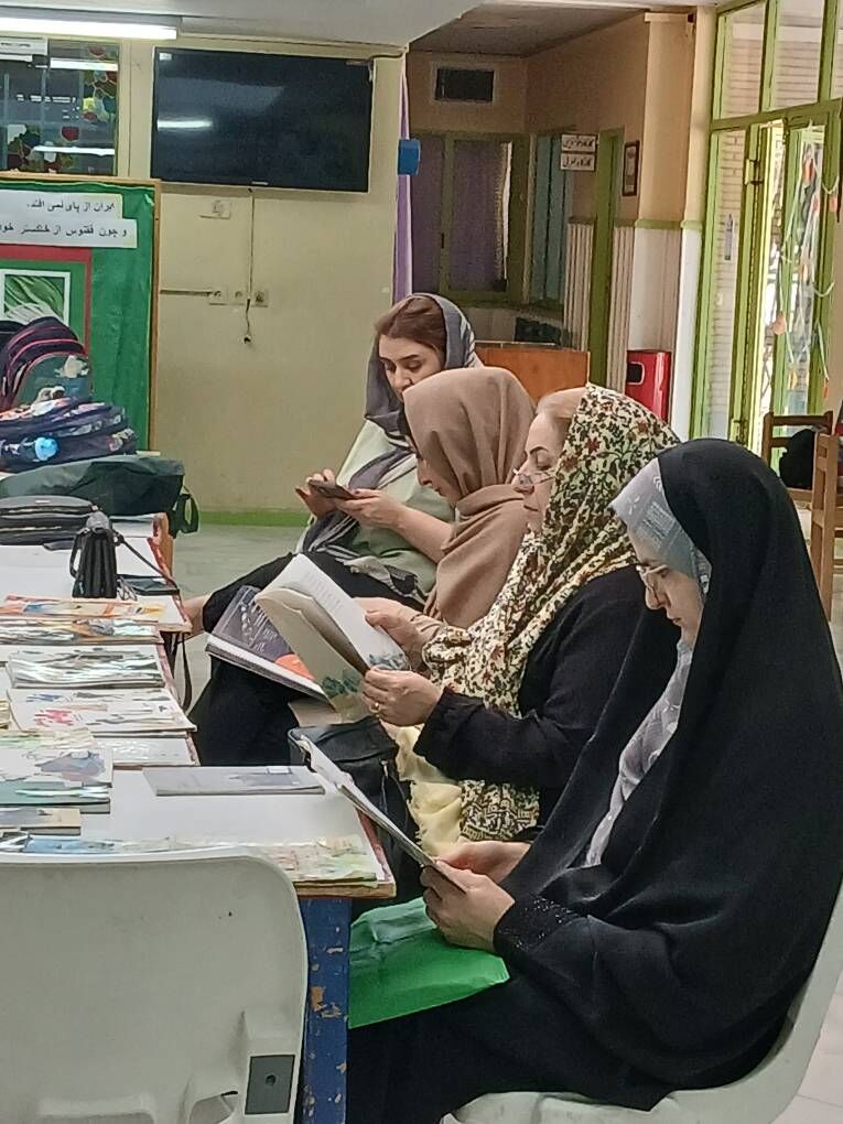 «میز کتاب‌های جادویی»؛ دعوتی دیداری به دنیای مطالعه در کانون شماره ۲ سمنان