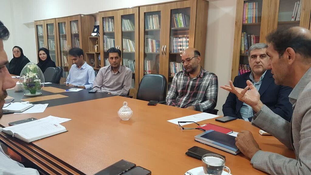 هشتمین نشست شورای فرهنگی کانون کرمانشاه برگزار شد