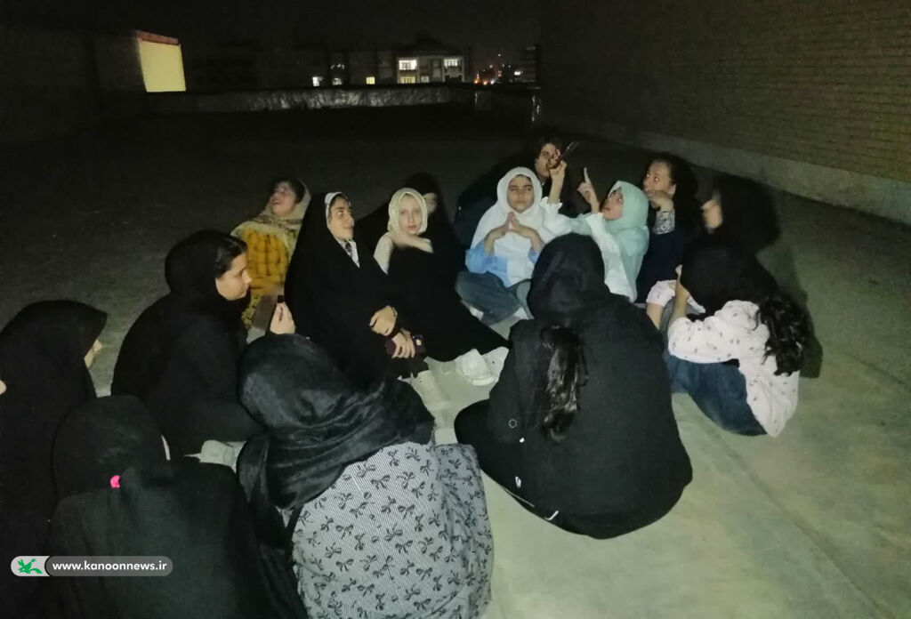 شبی به یاد ماندنی در کانون برای اعضای نوجوان دختر  فعال مرکز فرهنگی هنری شماره ۱۰