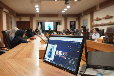 گزارش تصویری برنامه «دوپنجره» با حضور نویسنده کتاب «من اتفاق آبی‌ات هستم»