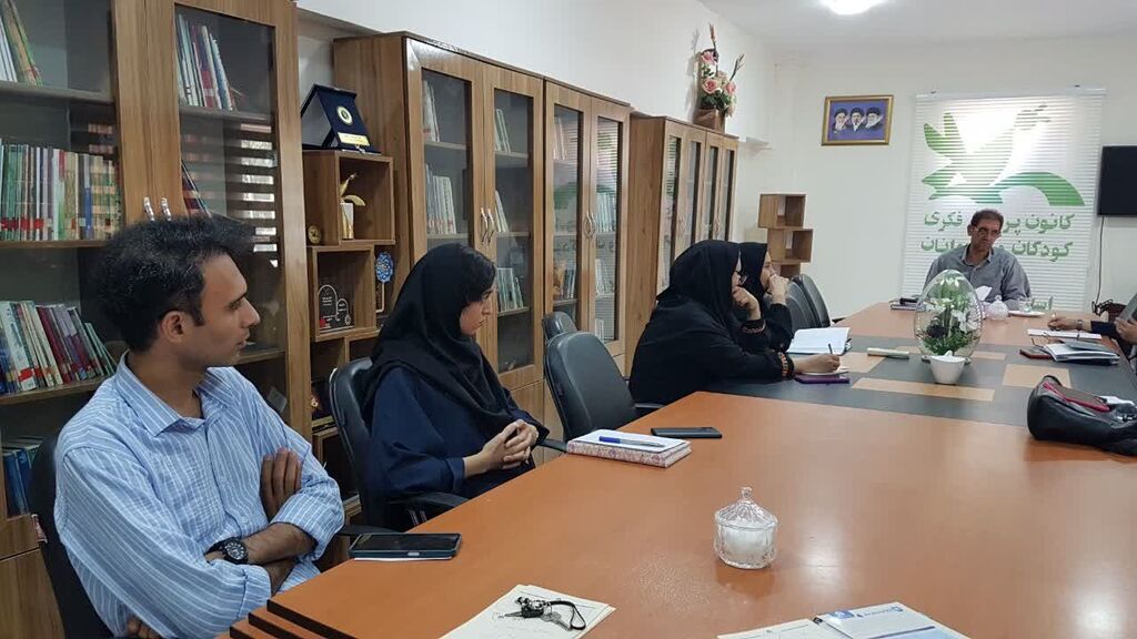 نشست باشگاه قصه‌گویان زاگرس در کانون کرمانشاه برگزار شد