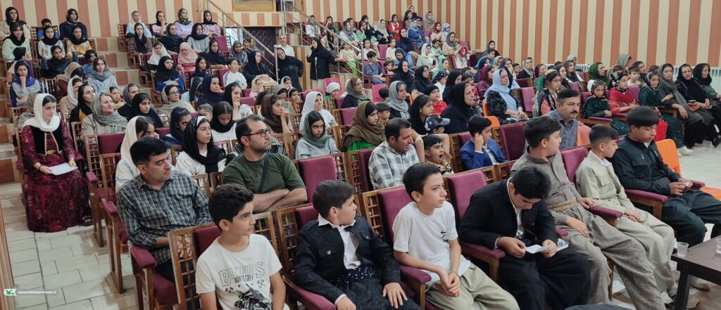 جشن مولودی خوانی میلاد پیامبر اکرم (ص) در کانون کردستان برگزار شد.