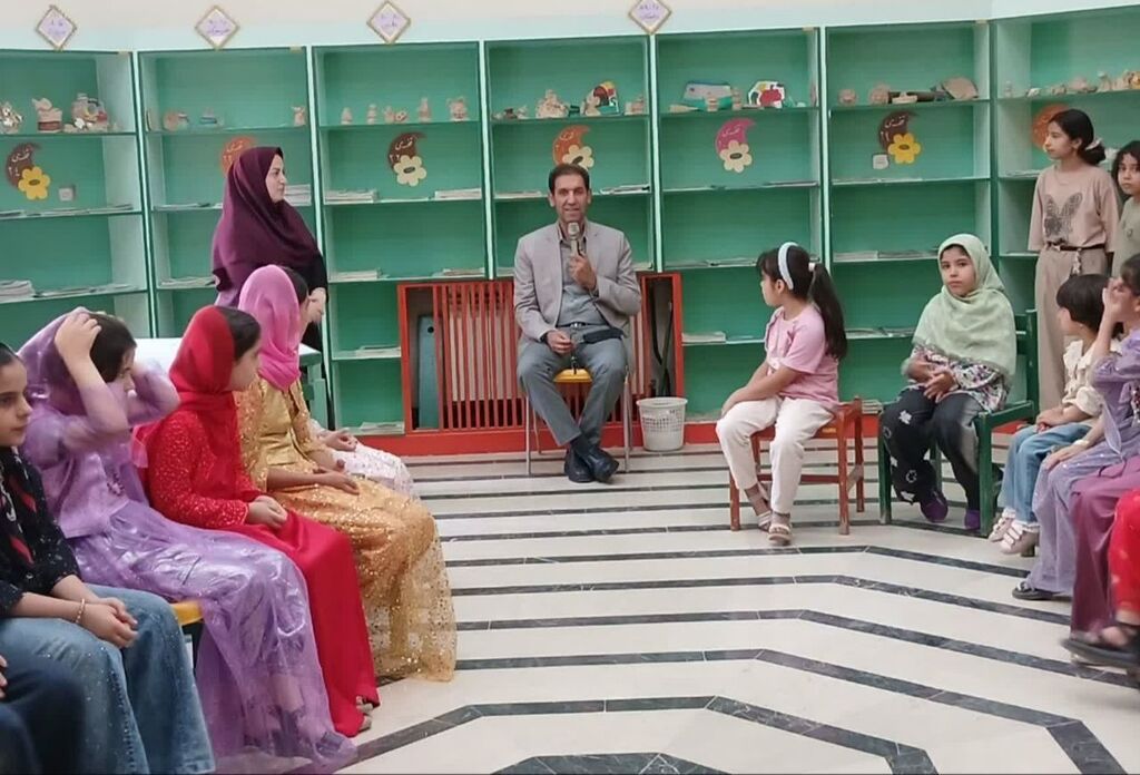 حضور مدیرکل کانون کرمانشاه در جمع اعضای مرکز جوانرود