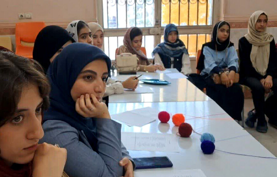 در گلستانه»؛ نوجوانان کانون به تماشای جهان شاعرانه سهراب سپهری نشستند