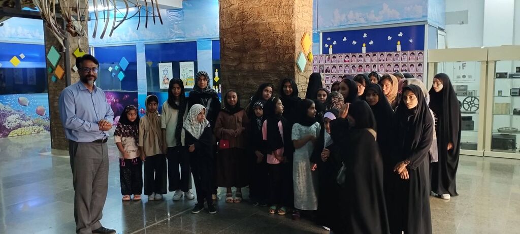 درهای آسمان‌نما و موزه اکوسیستم به روی ۷۰ کودک روستای «بناب» گشوده شد