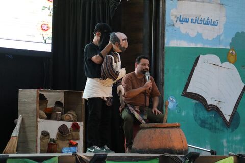 دومین اجرای تماشاخانه سیار کانون پرورش فکری کودکان و نوجوانان در روستای گرجی محله بهشهر