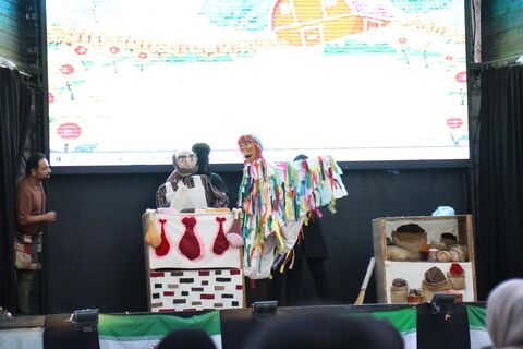 دومین اجرای تماشاخانه سیار کانون پرورش فکری کودکان و نوجوانان در روستای گرجی محله بهشهر