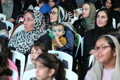 سومین اجرای تماشاخانه سیار کانون پرورش فکری کودکان و نوجوانان در روستای حسین آباد بهشهر