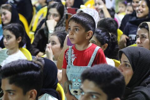 چهارمین اجرای تماشاخانه سیار کانون پرورش فکری کودکان و نوجوانان در روستای زاغمرز بهشهر
