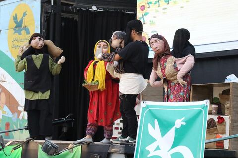 پنجمین اجرای تماشاخانه سیار کانون پرورش فکری کودکان و نوجوانان در روستای کوهی خیل جویبار