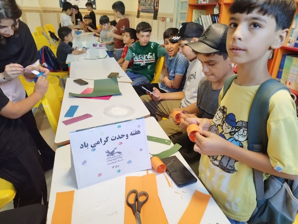 مرکز شماره ۱۳ کانون کرمانشاه میزبان برنامه‌های فرهنگی و هنری هفته وحدت شد