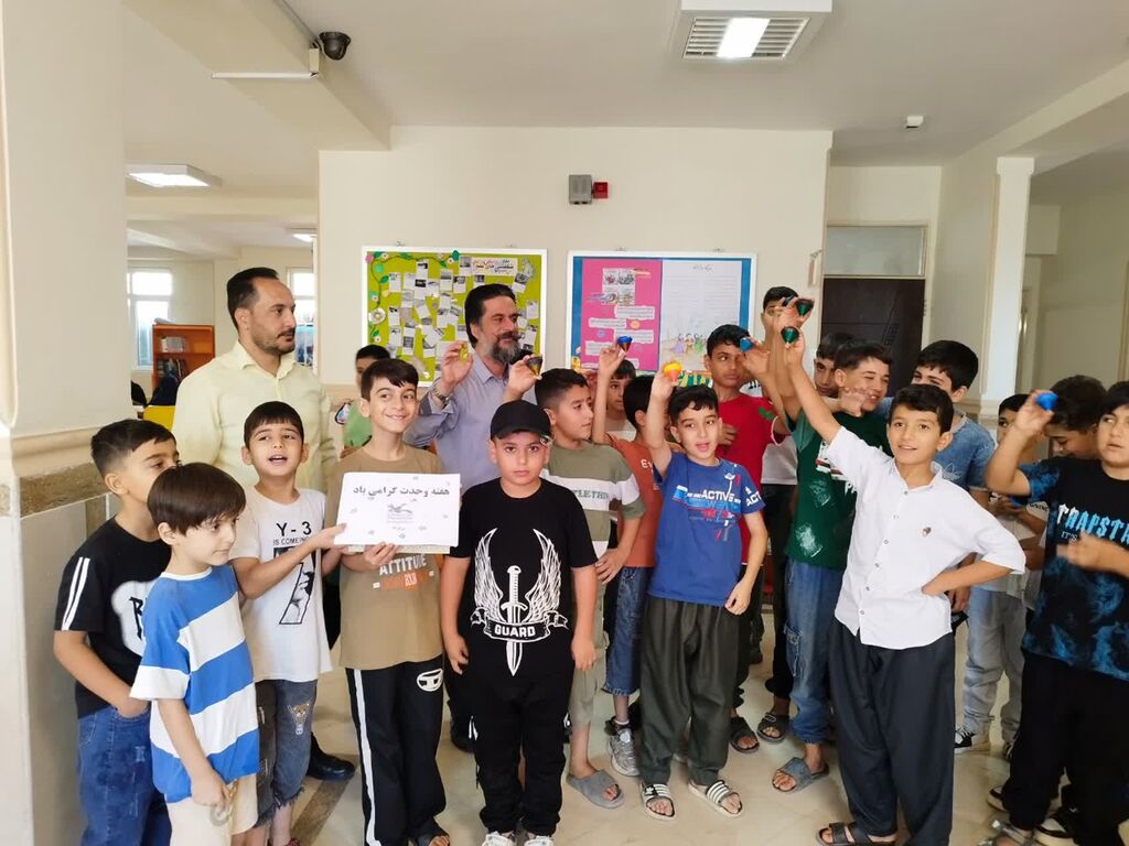مرکز شماره ۱۳ کانون کرمانشاه میزبان برنامه‌های فرهنگی و هنری هفته وحدت شد