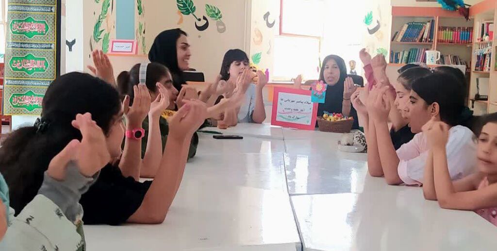 ویژه‌برنامه هفته وحدت در مرکز شماره ۷ کانون کرمانشاه برگزار شد