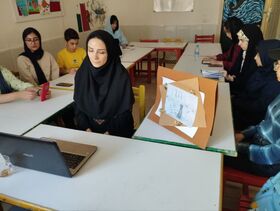 «دو پنجره» نوجوانان کانون استان آذربایجان‌غربی به روی شعرهای «آسمان به وقت صلح» گشوده شد