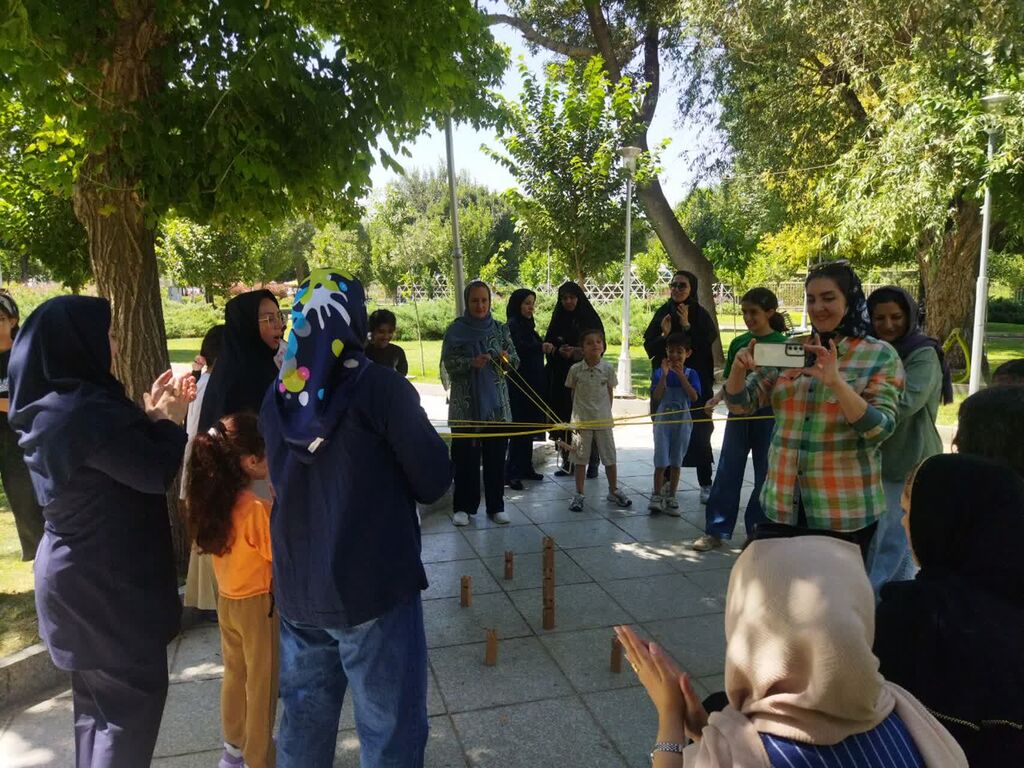 همدلی و مشارکت به مناسبت هفته وحدت در مراکز کانون همدان