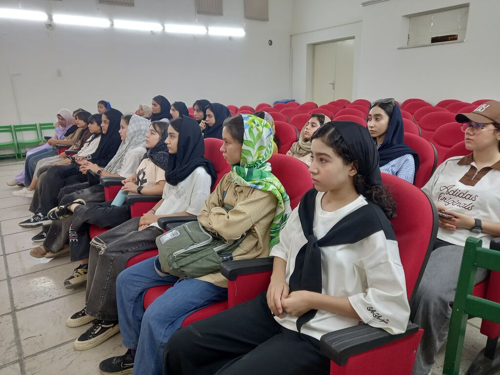 ورکشاپ «پرده اول» در مرکز ۳۲