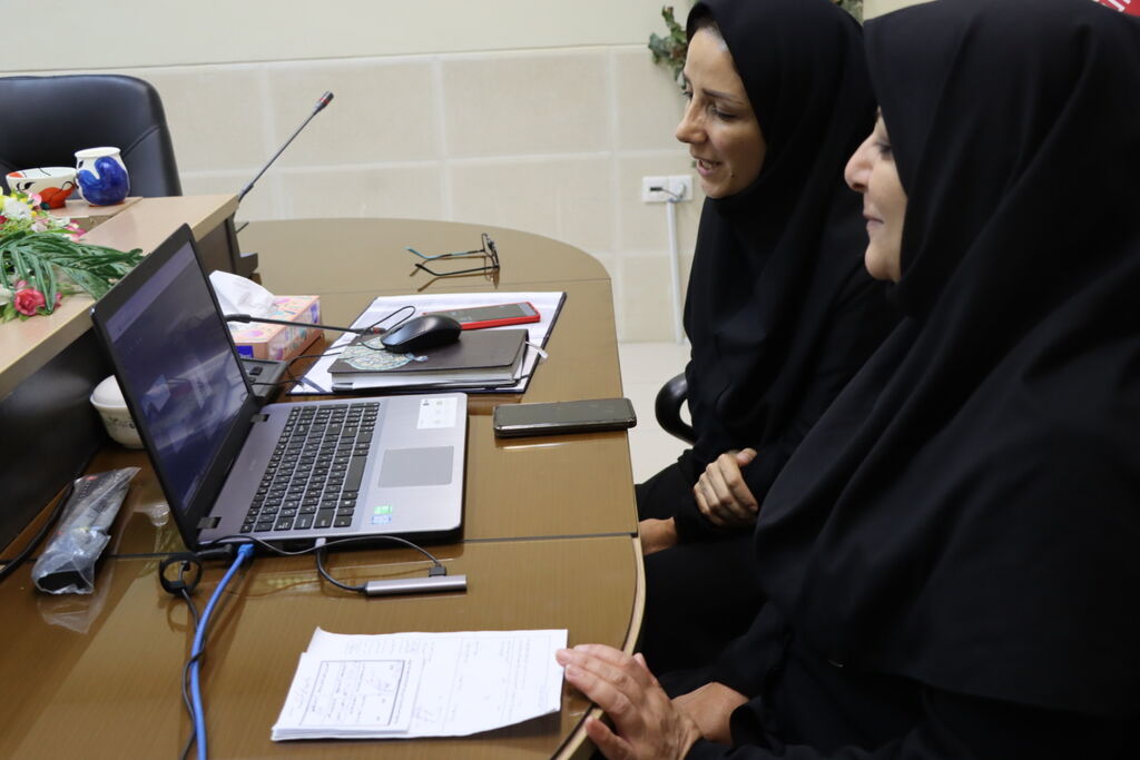 پیامبر و ماه»؛ روایت مهر و مقاومت در نشست تخصصی قصه‌گویی کانون آذربایجان‌غربی