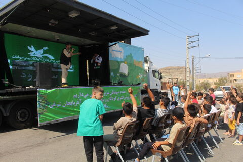 تماشاخانه سیار کانون میهمان روستای سیه رود بود