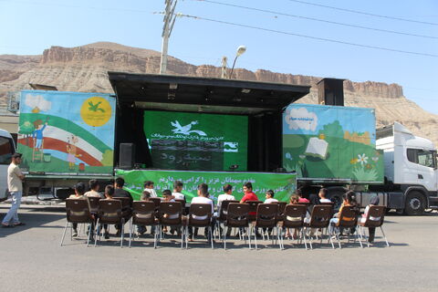 تماشاخانه سیار کانون میهمان روستای سیه رود بود