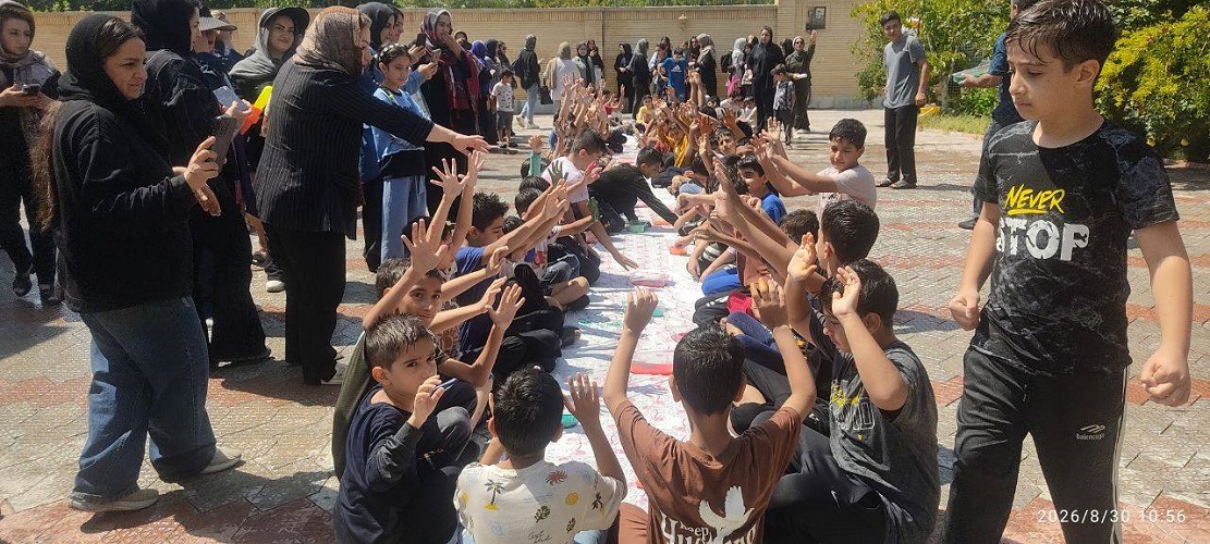 جشنواره «آب و رنگ»؛ رنگین‌کمانی از مهر و دوستی در مرکز باغبادران