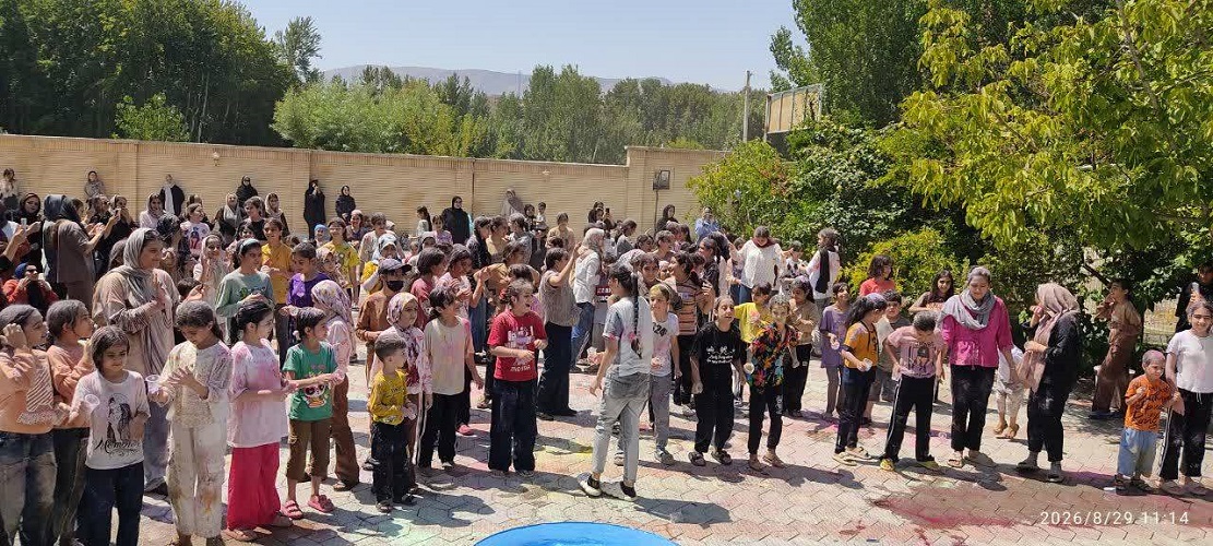 جشنواره «آب و رنگ»؛ رنگینکمانی از مهر و دوستی در مرکز باغبادران