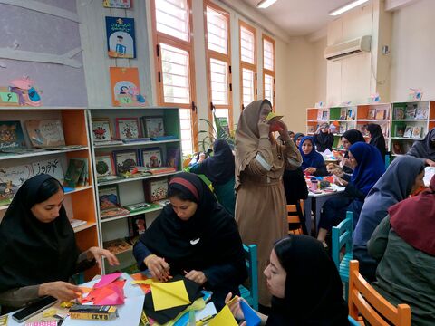 سومین دوره آموزش «راهبردهای تربیت و یادگیری» برای مربیان پیش‌دبستانی هرمزگان در قاب دوربین