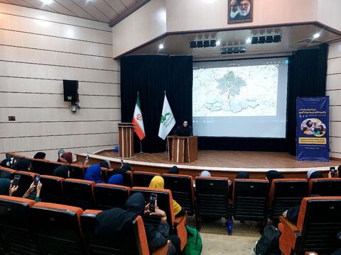 سومین دوره آموزش «راهبردهای تربیت و یادگیری» برای مربیان پیش‌دبستانی هرمزگان در قاب دوربین