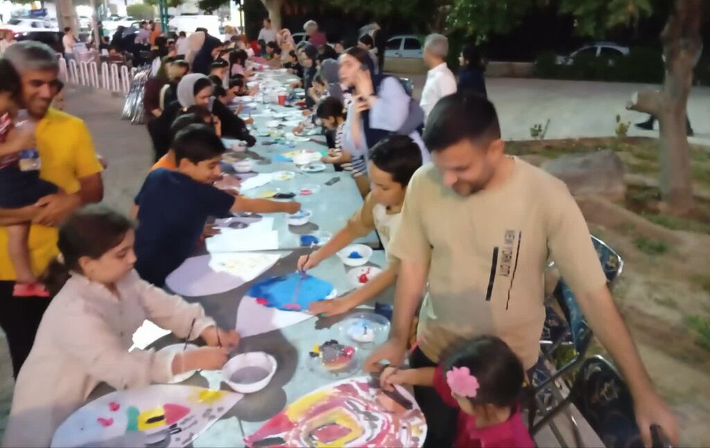 برگزاری ورکشاپ نقاشی «کودکان قهرمانان آب» در محمدشهر کرج