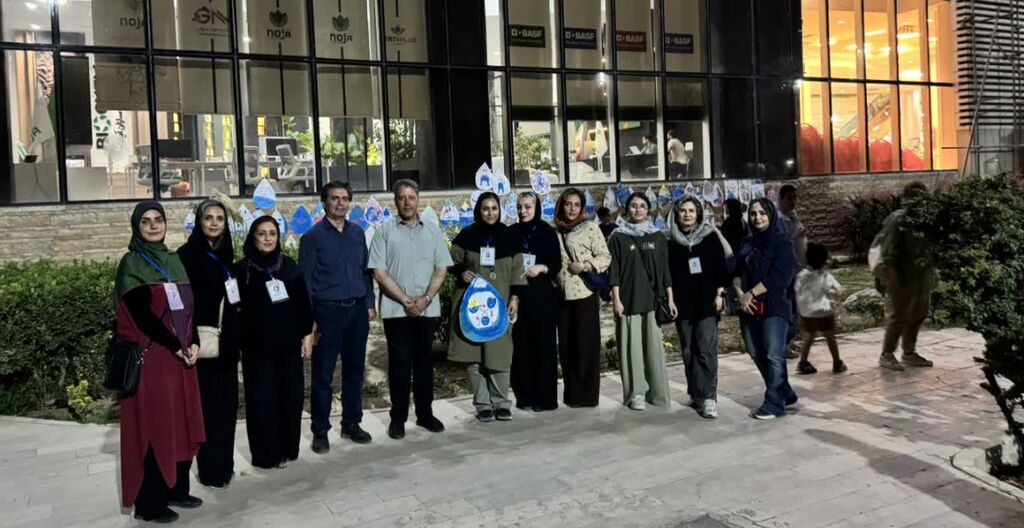 برگزاری ورکشاپ نقاشی «کودکان قهرمانان آب» در محمدشهر کرج
