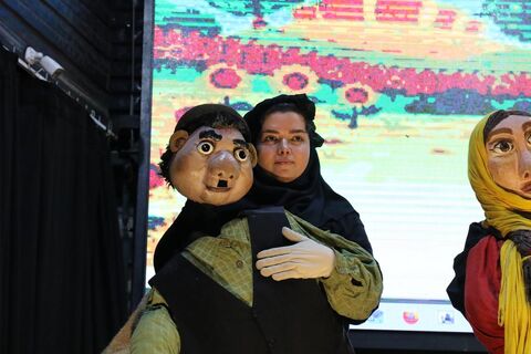 چهاردهمین اجرای تماشاخانه سیار کانون پرورش فکری کودکان و نوجوانان در روستای فرم فریدونکنار