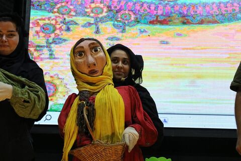 چهاردهمین اجرای تماشاخانه سیار کانون پرورش فکری کودکان و نوجوانان در روستای فرم فریدونکنار