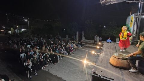 چهاردهمین اجرای تماشاخانه سیار کانون پرورش فکری کودکان و نوجوانان در روستای فرم فریدونکنار